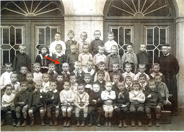~1909 Class Photo